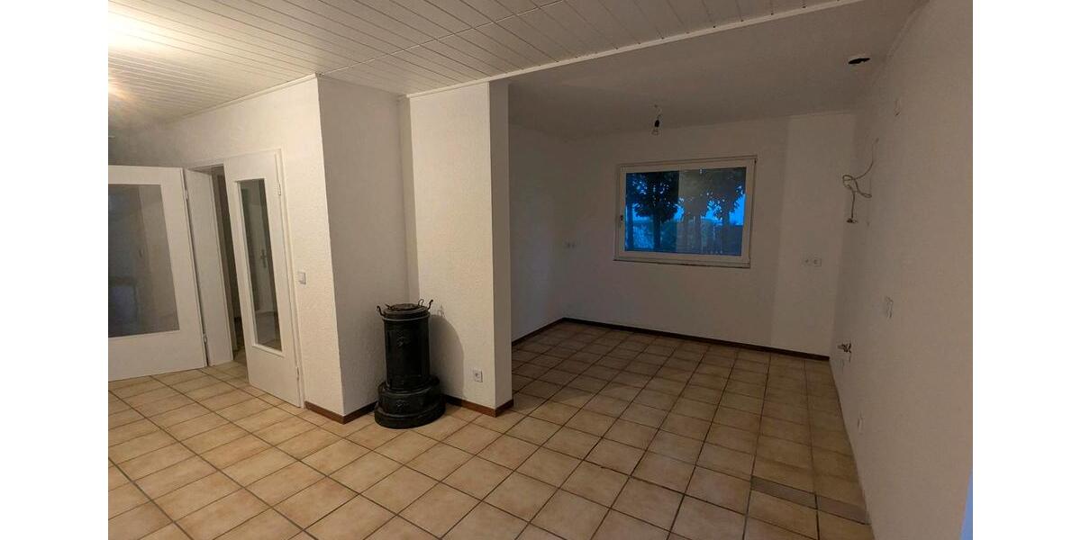 Einfamilienhaus Bonn Hardtberg - 6 Zimmer, 180 m&sup2;, 2.700&euro; | Angebot:24706460