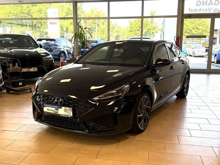 i30