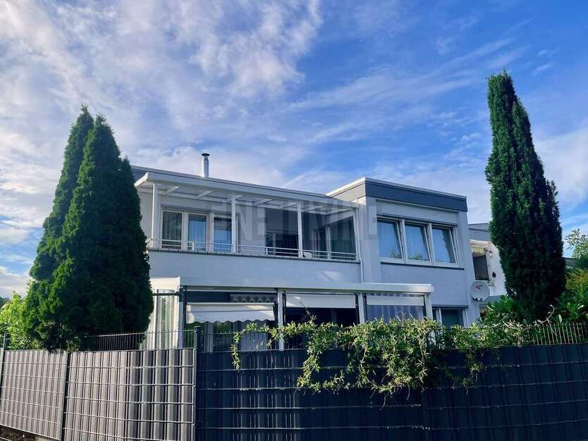 Haus zum Kaufen in Bonn Röttgen 790.000 € 188 m²