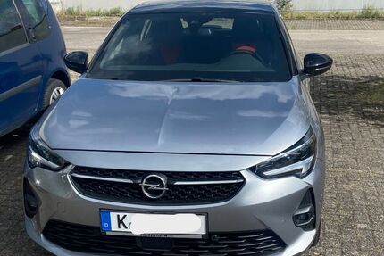 Opel Corsa 104.000 km 10.800 &euro; Köln 50939