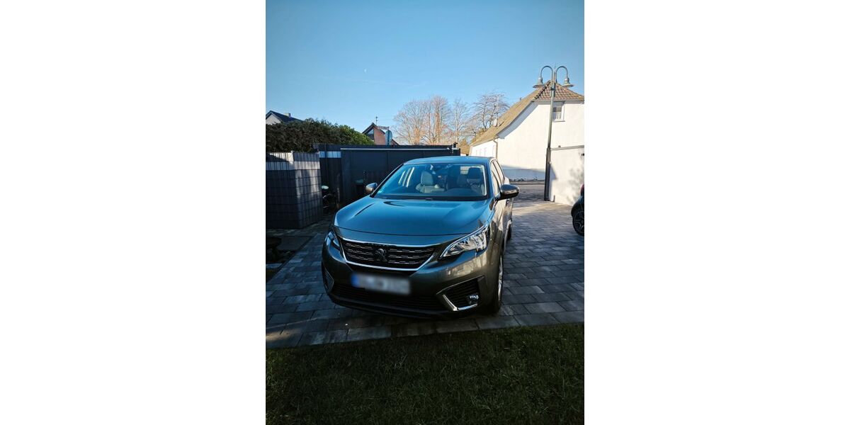 Peugeot 5008 124.800 km 15.900 &euro; Sankt Augustin 53757
