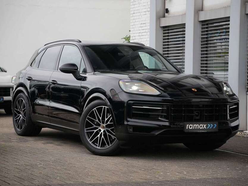 Porsche Cayenne 23.000 km 94.500 € Hürth (bei Köln) 50354