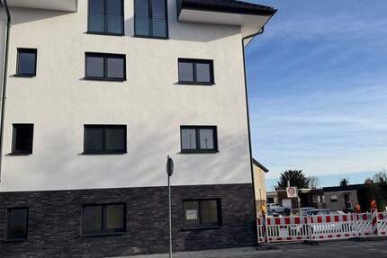 Wohnung Troisdorf Sieglar - 2 Zimmer, 72 m&sup2;, 1.260&euro; | Angebot:24673797