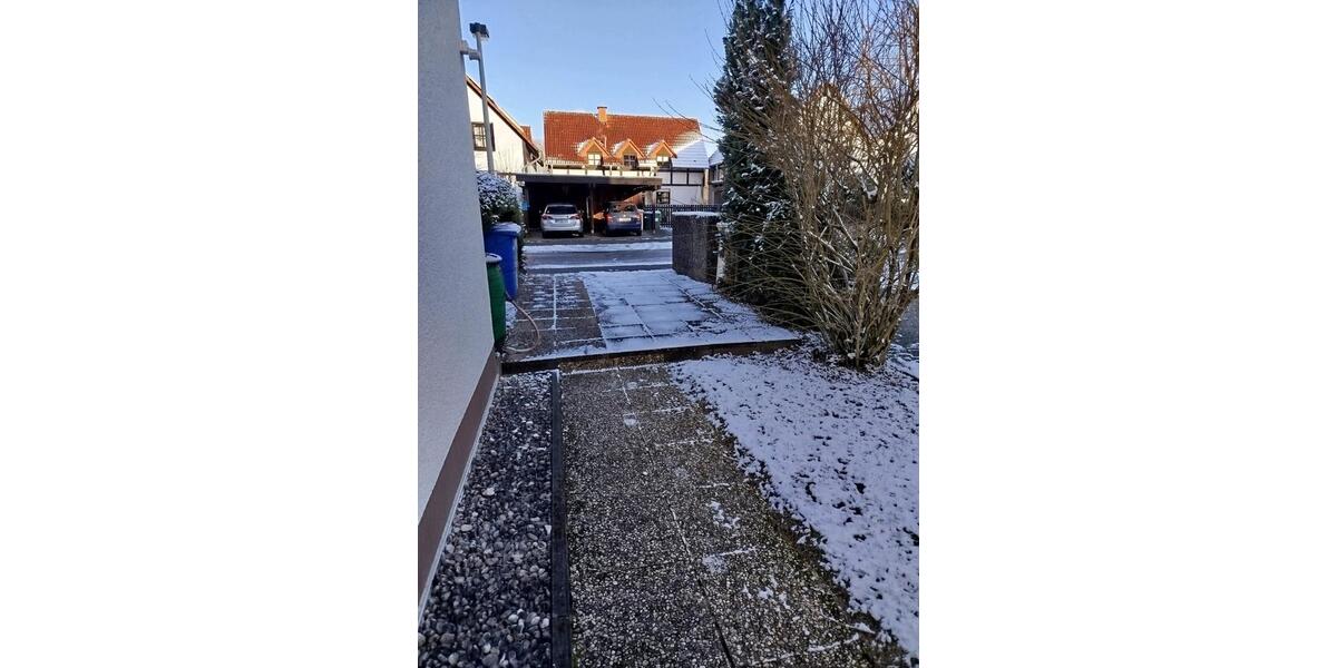 Garagen / Stellplätze Bonn Beuel-Mitte - 35&euro; | Angebot:24407253