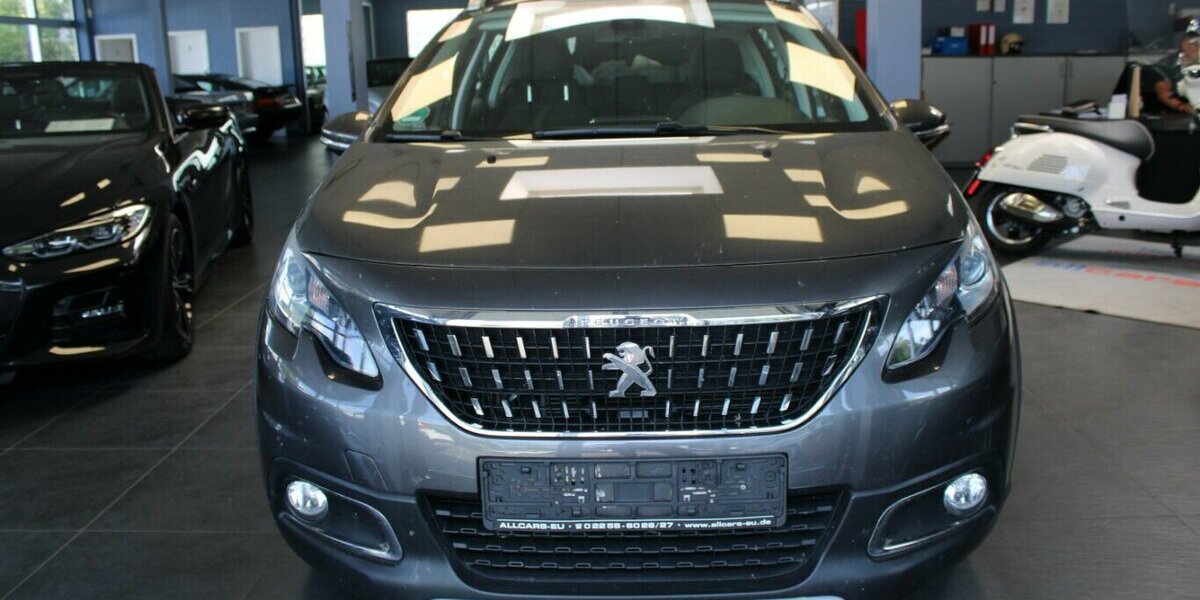 Peugeot 2008 1.2 - Panorama - Navi - 59.620 km 9.980 &euro; Euskirchen 53881