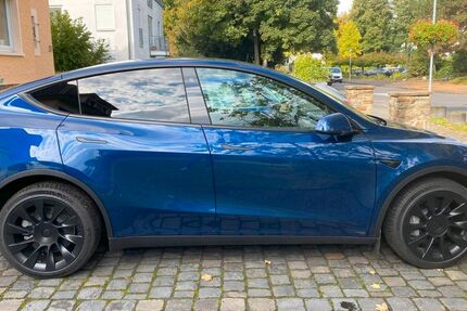 Tesla Model Y 26.700 km 34.900 &euro; Bad Honnef 53604