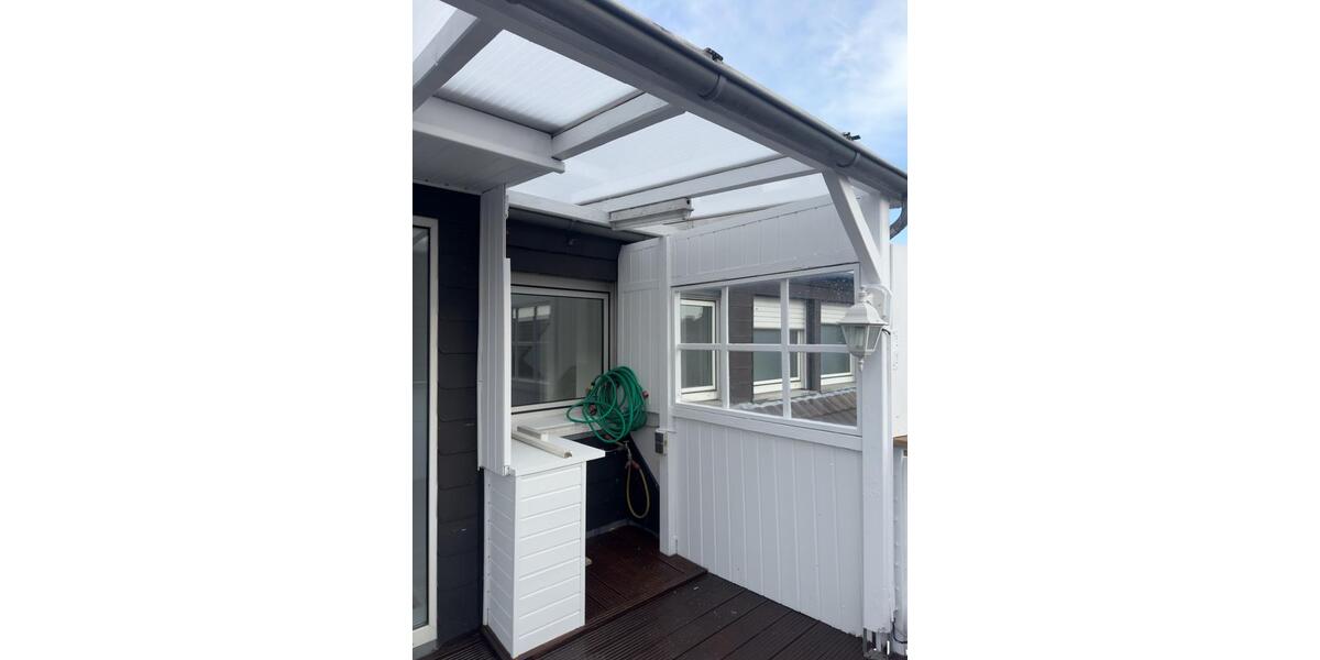 Dachgeschoßwohnung Niederkassel - 2 Zimmer, 85 m&sup2;, 970&euro; | Angebot:24603857