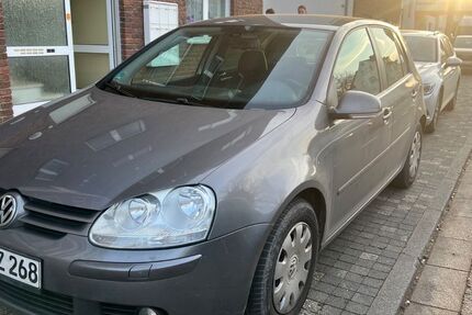VW Golf 236.900 km 4.700 &euro; Bonn 53229