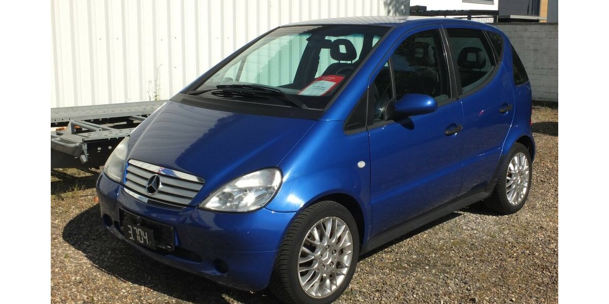 Mercedes-Benz A 190 AVANTGARDE AUTOMATIK KLIMA TEILLEDER 173.215 km 3.704 &euro; Köln 50858