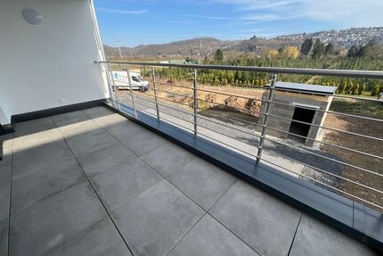 Ruhig gelegene NeubauWohnung mit großer Loggia und Weitblick