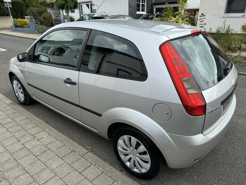 Fiesta Viva X Klima ZV el.FH 1.Hand 78.500 km !!