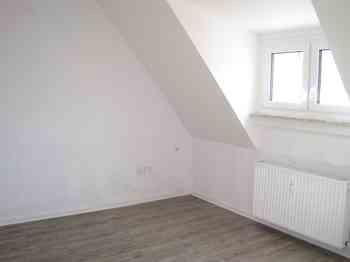 Für den Sommer planen und jetzt besichtigen - 3 Zimmer Wohnung in Stadtlage zimmer