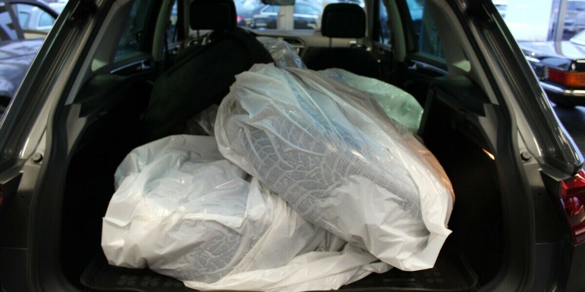 VW Tiguan 2.0 TDI SCR 4Motion DSG Highline R-Line 131.528 km 19.980 &euro; Euskirchen 53881