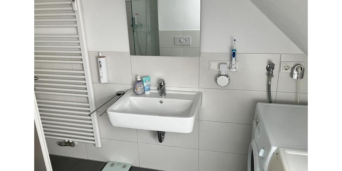 Dachgeschoßwohnung Köln Rodenkirchen - 2 Zimmer, 52 m&sup2;, 981&euro; | Angebot:25894318