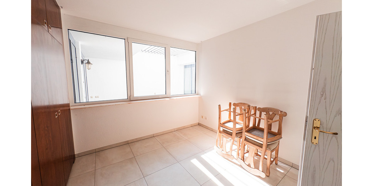 Wohnung mit Panoramablick auf den Rhein - Erdgeschoßwohnung Königswinter Altstadt - City | Angebot:24427721