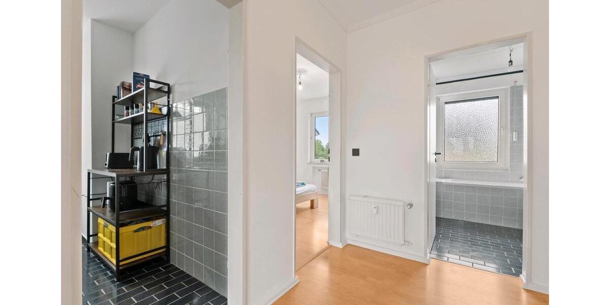 Dachgeschoßwohnung Bonn Gielgen - 2 Zimmer, 48 m&sup2;, 650&euro; | Angebot:26414702