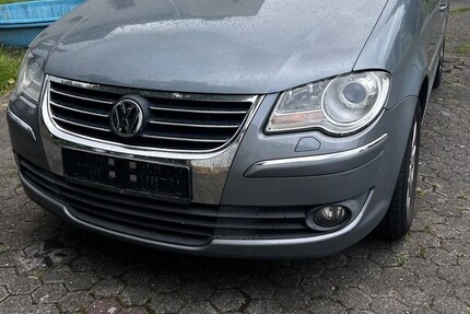 VW Touran 294.000 km 3.450 € Erftstadt 50374