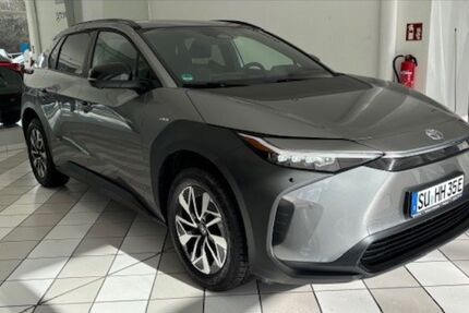 Toyota bZ4X 13.000 km 35.900 &euro; Siegburg 53721