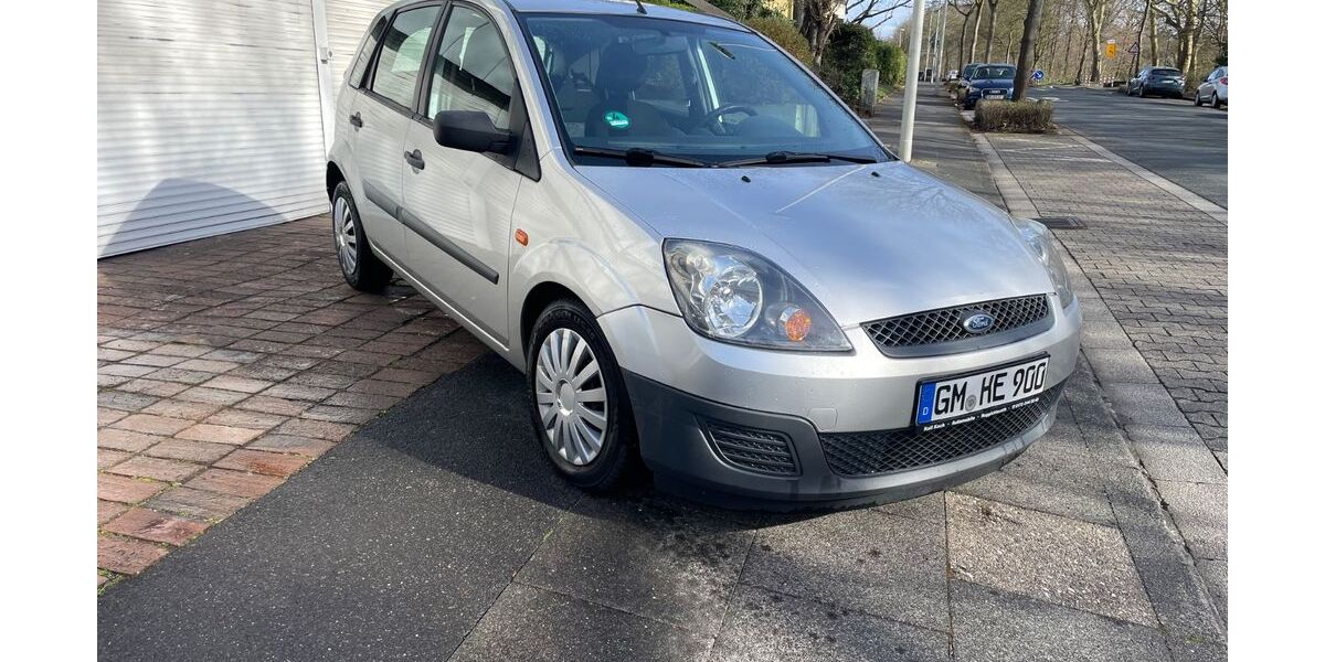 Ford Fiesta 216.454 km 1.150 &euro; Bonn 53227