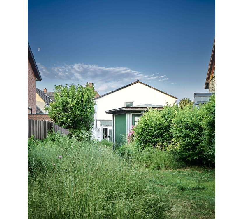 Grundstück zu verkaufen in Niederkassel 395.000 € 865 m²