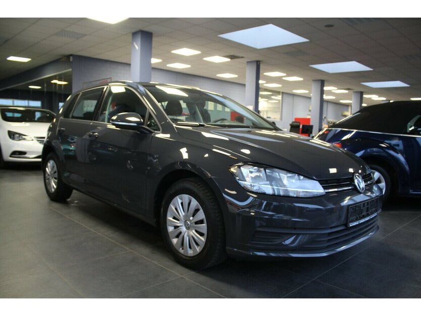 VW Golf 1.0 TSI OPF Trendline 76.316 km 11.980 € Euskirchen 53881