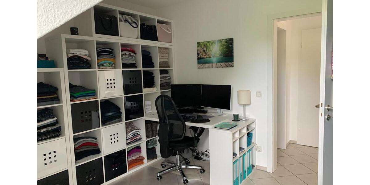 Dachgeschoßwohnung Hürth - 3 Zimmer, 73 m&sup2;, 305.000&euro; | Angebot:24553115