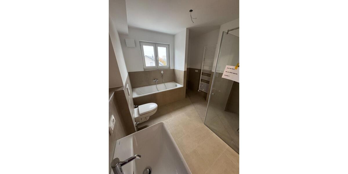 Etagenwohnung Neunkirchen-Seelscheid Seelscheid - 2 Zimmer, 100 m&sup2;, 1.350&euro; | Angebot:23845451