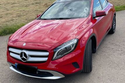 Mercedes-Benz GLA 200 110.000 km 17.000 &euro; Niederkassel 53859