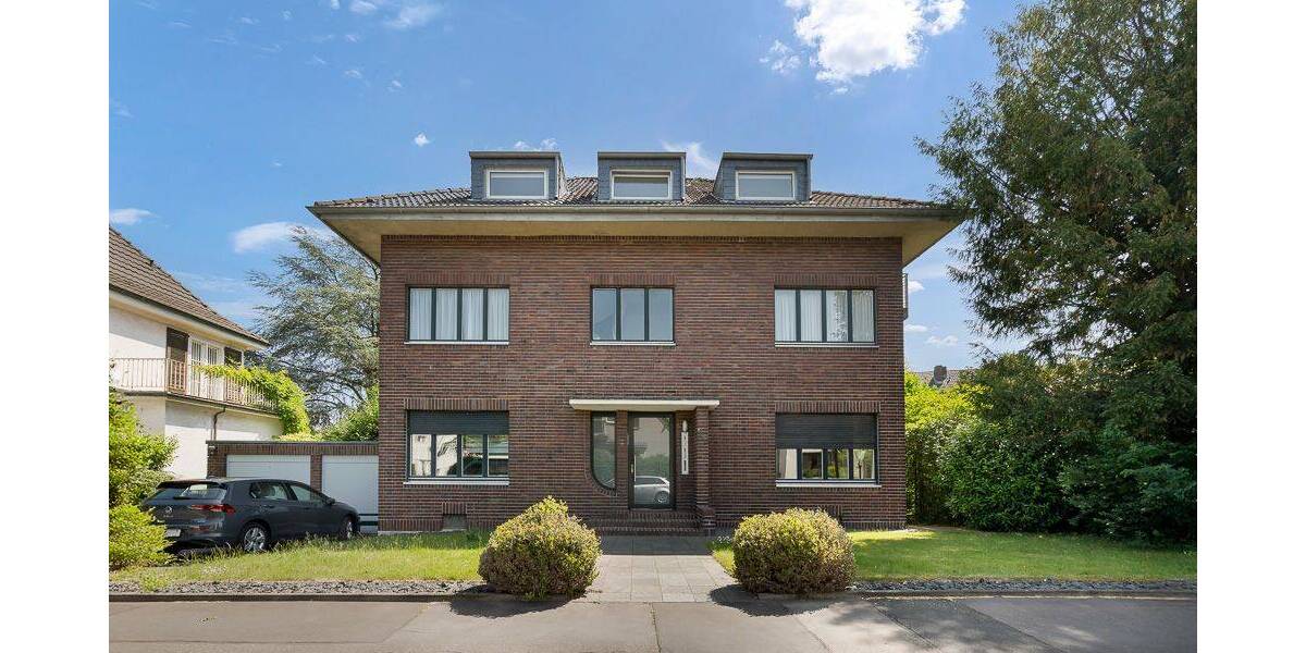 Charmantes Dreiparteienhaus in Braunsfeld mit großem Grundstück 1 zimmer