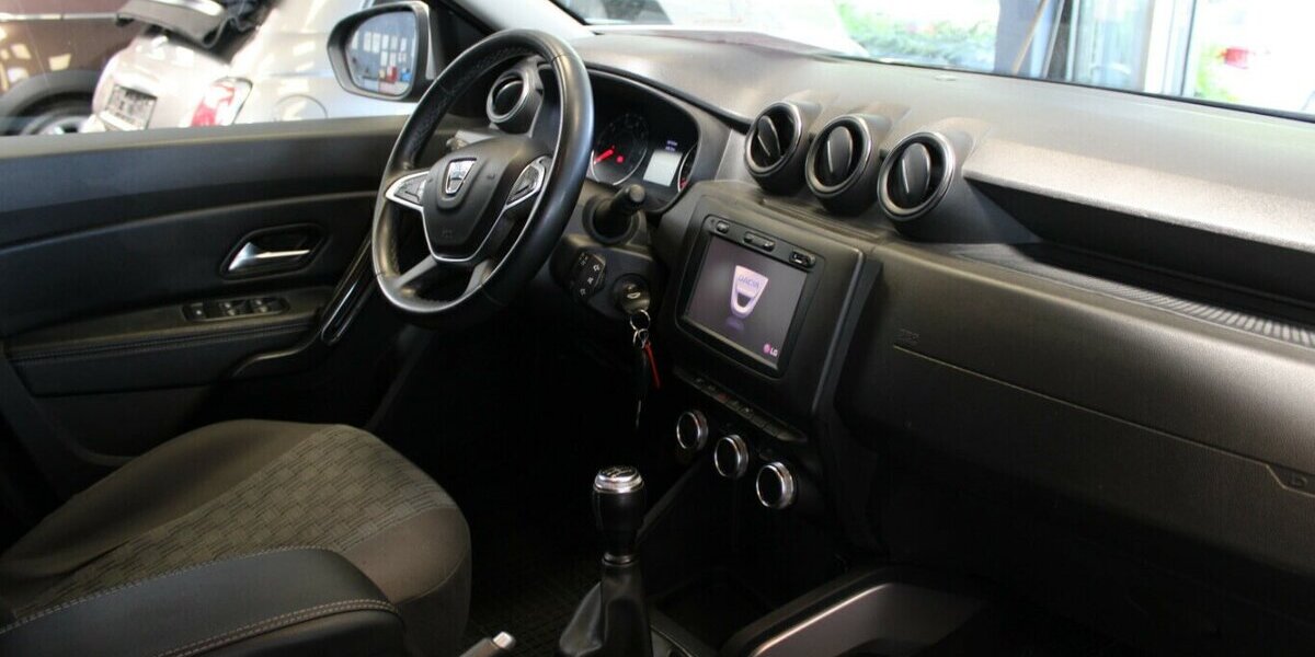 Dacia Duster SCe 115 2WD Prestige 98.743 km 10.980 &euro; Euskirchen 53881