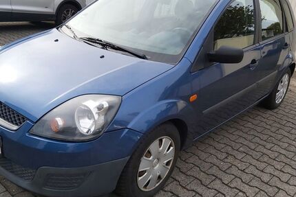Ford Fiesta 131.650 km 2.550 &euro; köln 50739