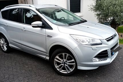 Ford Kuga 119.000 km 11.999 € Weilerswist 53919