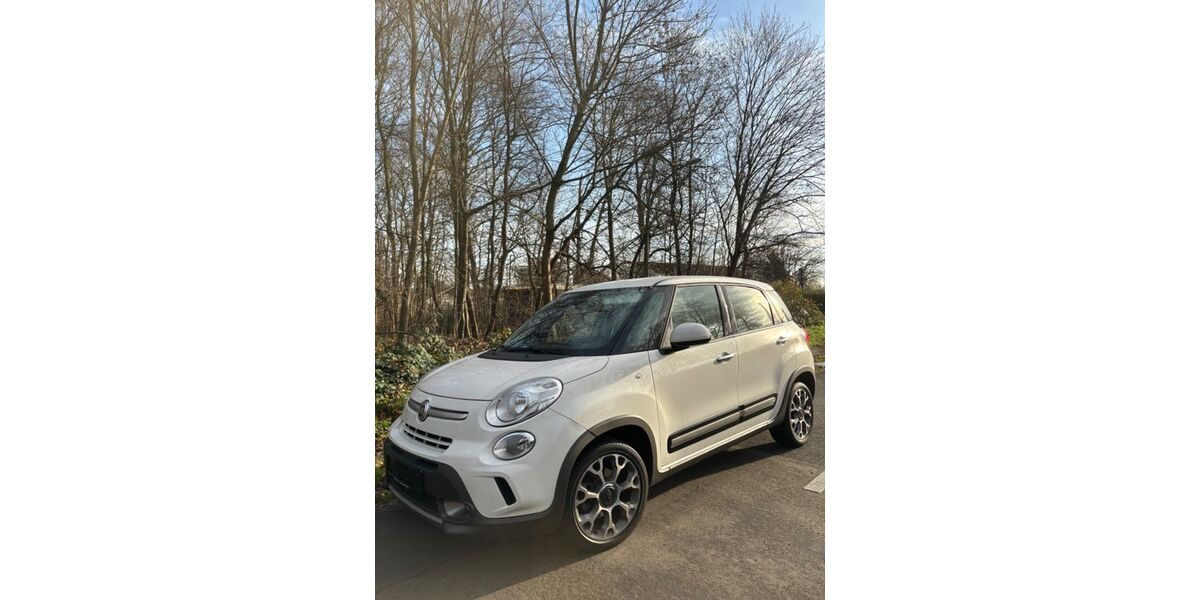 Fiat 500L 79.893 km 8.900 &euro; Köln 50739