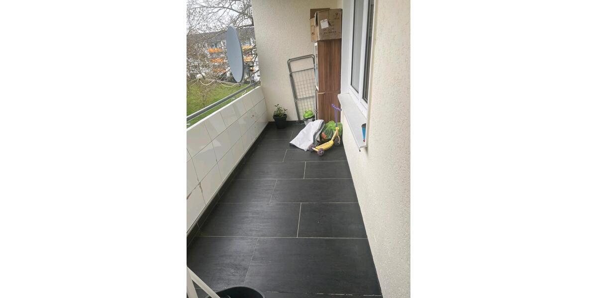 Etagenwohnung Bonn Tannenbusch - 3 Zimmer, 73 m&sup2;, 1.430&euro; | Angebot:25891411