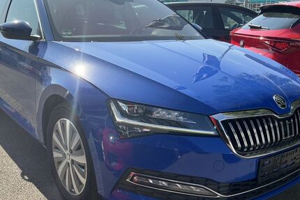Skoda Superb 220.962 km 15.000 &euro; Eitorf 53783