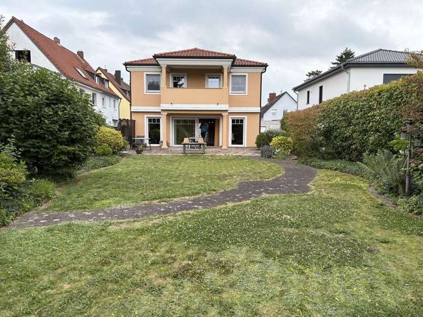 Haus zum Mieten in Köln 3.480 € 199 m²