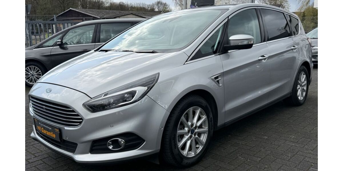 Ford S-Max 202.000 km 10.900 &euro; Bergisch Gladbach 51469