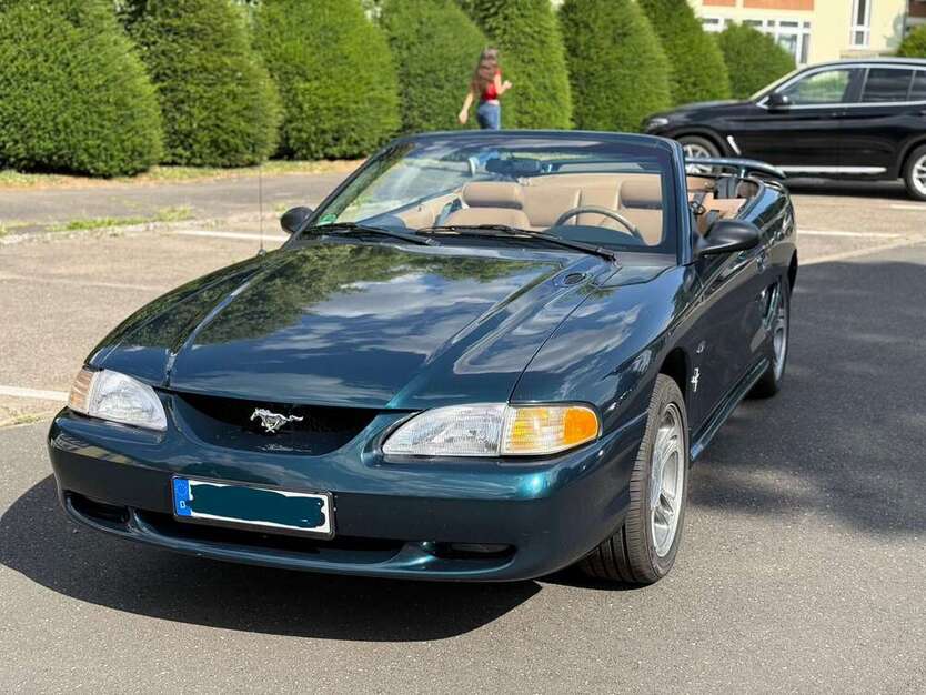 Ford Mustang 82.250 km 10.000 € Bonn 53111