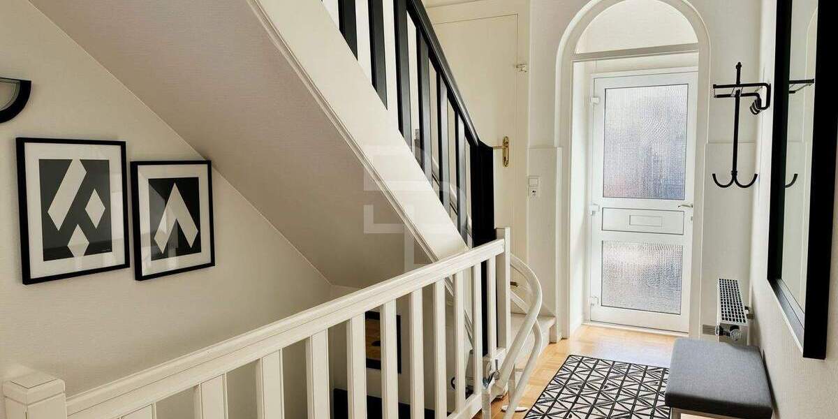 Reihenmittelhaus Köln Mauenheim - 4 Zimmer, 120 m&sup2;, 530.000&euro; | Angebot:25687074