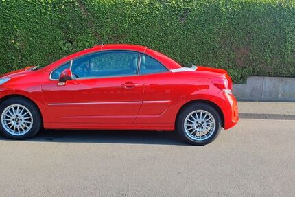 Peugeot 207 48.700 km 7.990 &euro; Bonn 53229