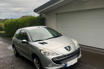 Peugeot 206 107.000 km 3.500 &euro; Hennef 53773