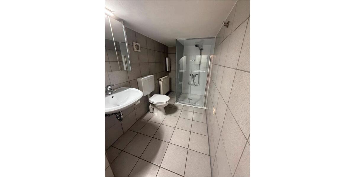 Einfamilienhaus Bonn Hardtberg - 2.5 Zimmer, 60 m&sup2;, 1.050&euro; | Angebot:25811165