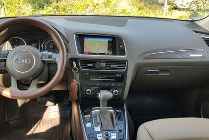 Audi Q5 185.400 km 15.700 € Köln 50969