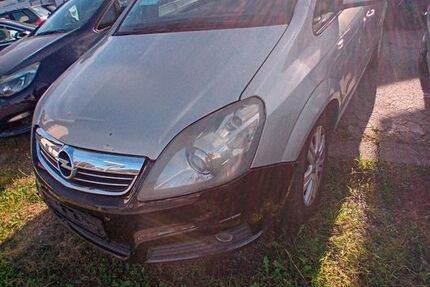 Opel Zafira 172.353 km 1.950 &euro; Bonn 53119