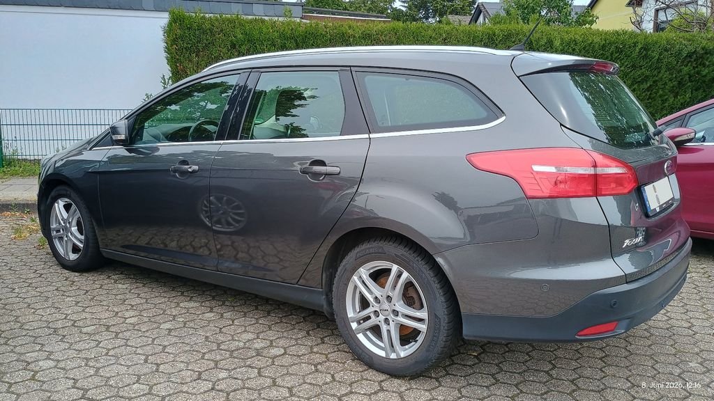 Ford Focus 222.131 km 5.600 &euro; Niederkassel 53859