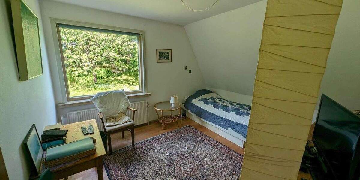 Einfamilienhaus Flensburg Südstadt - 5 Zimmer, 198 m&sup2;, 450.000&euro; | Angebot:24842807