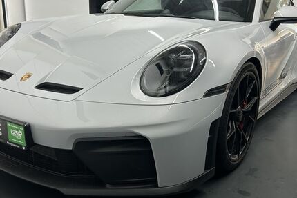 Porsche 992 3.200 km 219.500 &euro; Königswinter 53639