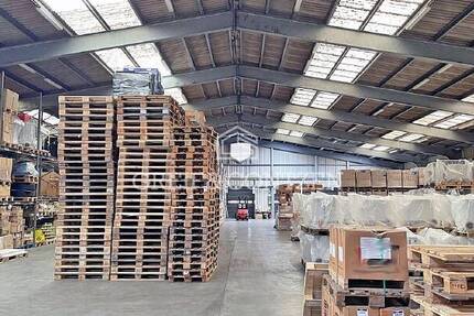 Lager- Logistikhalle in Troisdorf-Spich | Rampen u. ebenerdig | Freifläche | Greif & Contzen