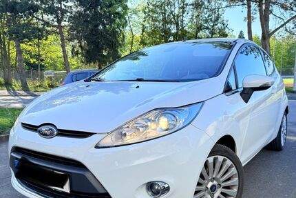 Ford Fiesta 119.860 km 4.350 &euro; Köln 50670
