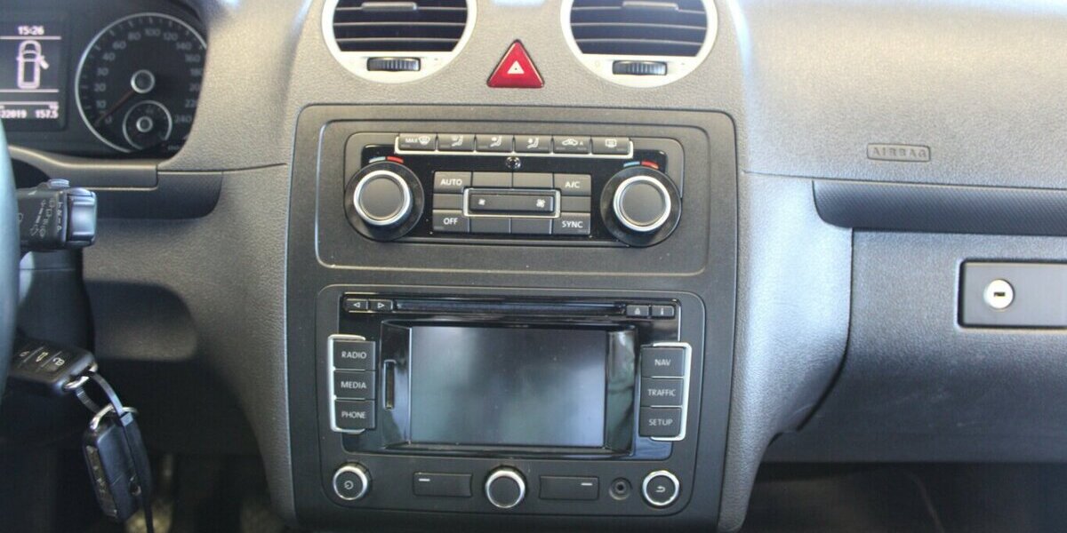 VW Caddy 2.0 TDI 140cv Tramper 122.019 km 15.980 &euro; Euskirchen 53881